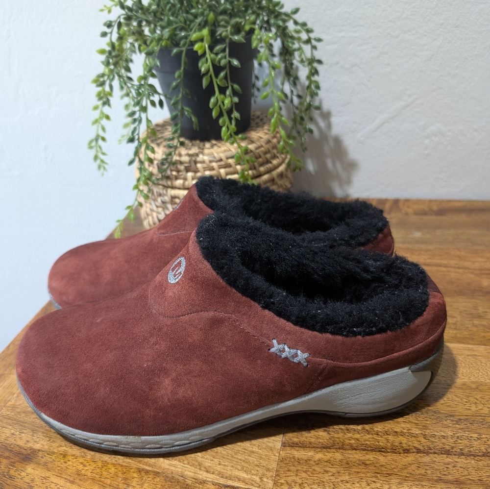 Brown Suede Slip-On Clogs with Black Lining - Picture 1 of 8